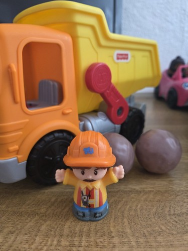 Fisher price little people - price,